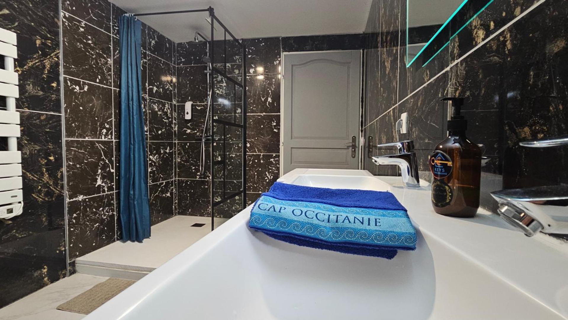 Апартаменти Le Concorde-Wifi-Clim-Parking-3Etoiles-Ockeys Bram Екстер'єр фото